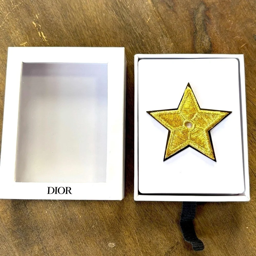 DIOR BEAUTY  Gold Embroidered Dior Star Pin